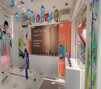 UniverCell Mobile Live Showroom in Ashok Nagar-3